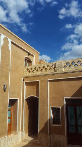 kheshtomah guest house , home stay in ardakan yazdخانه تاریخی خشت و ماه در شهر اردکان یزد